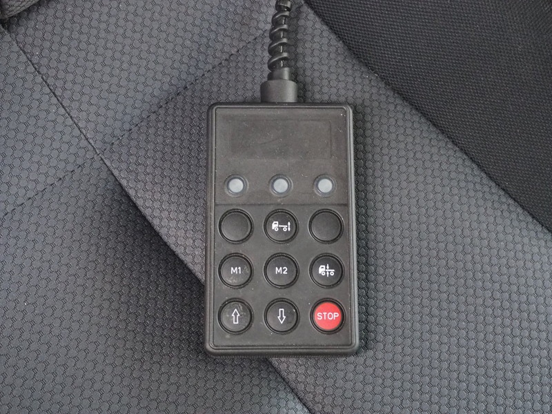 日野 グランドプロフィア ウイング車 大型 QPG-FW1EXEG 年式 H29[写真41]