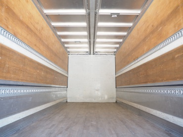 いすゞ フォワード ウイング車 中型 PKG-FRR90T2 年式 H22 [写真32]