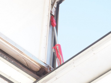 いすゞ ギガ 冷凍ウイング 大型 QKG-CYJ77A 年式 H24 [写真25]