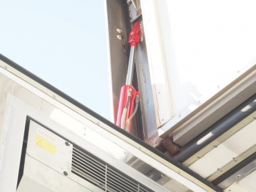 いすゞ ギガ 冷凍ウイング 大型 QKG-CYJ77A 年式 H24 [写真24]