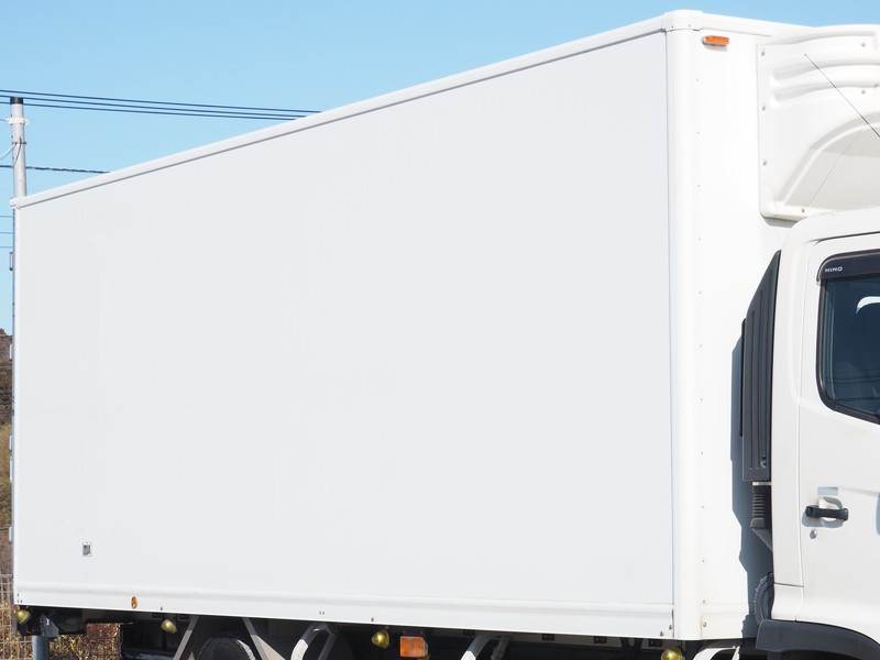 日野 レンジャー 冷凍バン 中型 TKG-FC9JKAG 年式 H25[写真09]