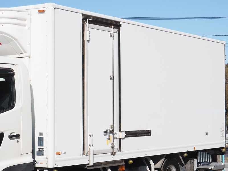 日野 レンジャー 冷凍バン 中型 TKG-FC9JKAG 年式 H25[写真11]