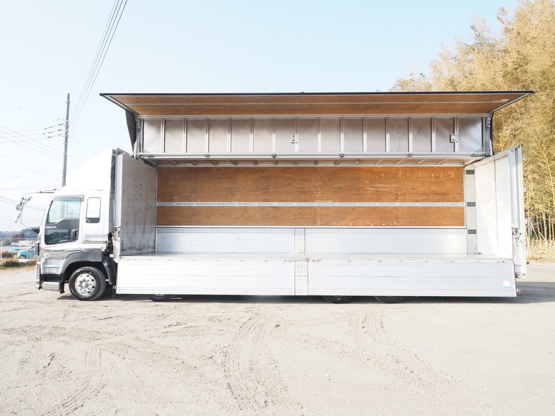 いすゞ ギガ ウイング車 大型 LKG-CYJ77A 年式 H23[写真22]