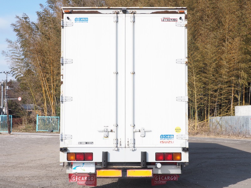 いすゞ ギガ ウイング車 大型 LKG-CYJ77A 年式 H23[写真06]