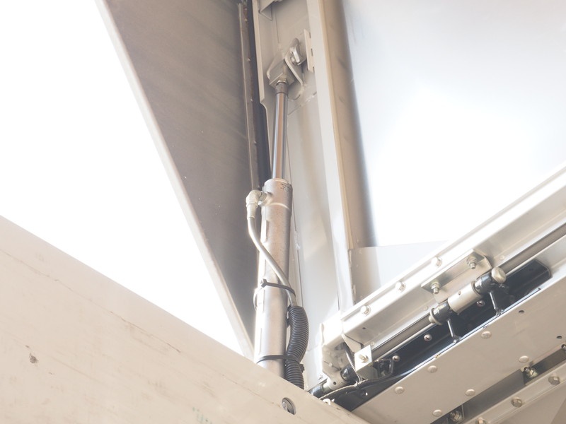 いすゞ フォワード ウイング車 中型 PDG-FRR34S2 年式 H22[写真24]