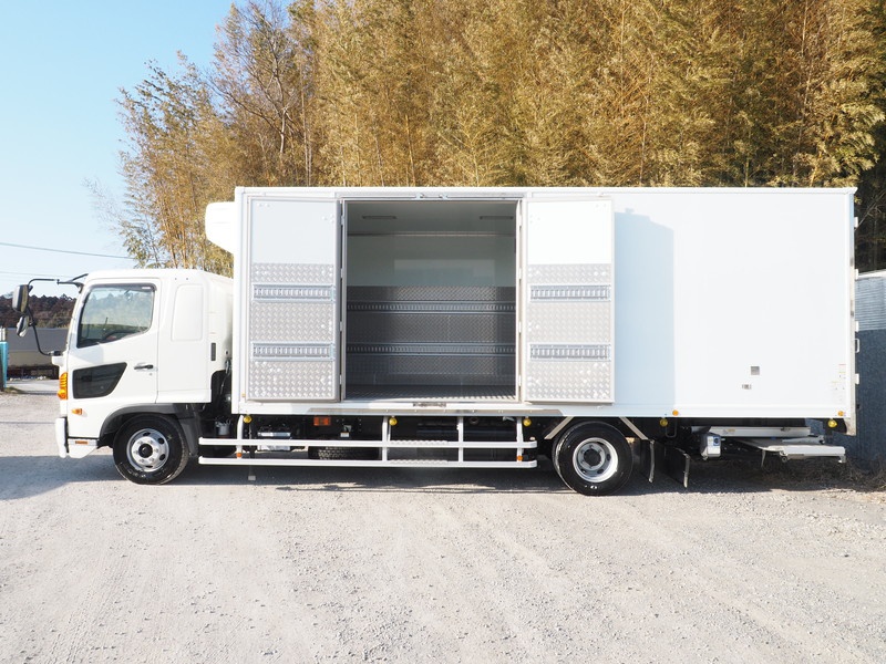 日野 レンジャープロ 冷凍バン 中型 TKG-FD9JLAG 年式 H29[写真12]