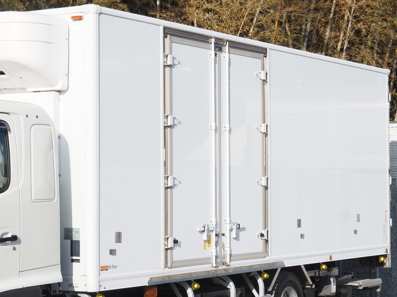 日野 レンジャープロ 冷凍バン 中型 TKG-FD9JLAG 年式 H29[写真11]