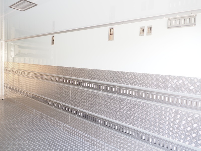 日野 レンジャー 冷凍バン 中型 TKG-FD9JLAG 年式 H29[写真18]