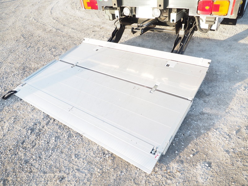 日野 レンジャー 冷凍バン 中型 TKG-FD9JLAG 年式 H29[写真24]