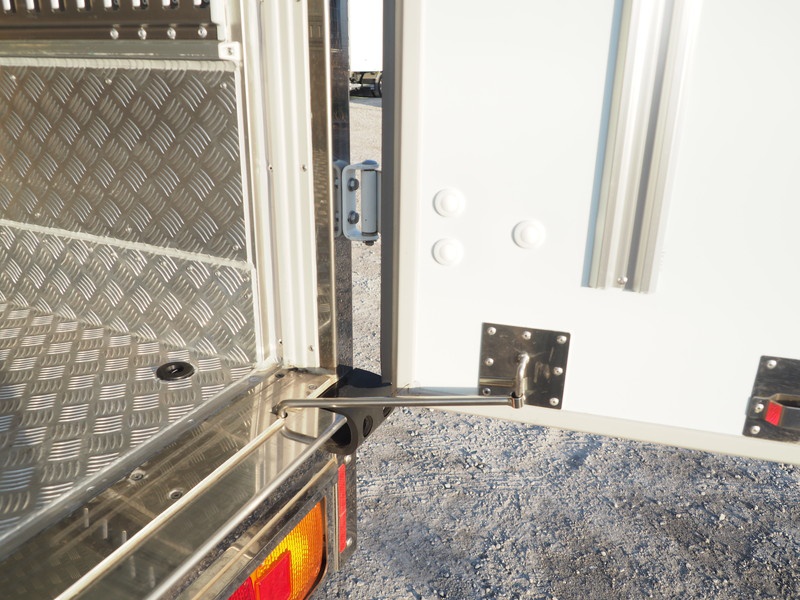 日野 レンジャー 冷凍バン 中型 TKG-FD9JLAG 年式 H29[写真25]