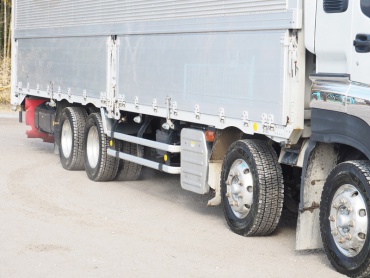 いすゞ ギガ ウイング車 大型 LKG-CYJ77A 年式 H23 [写真10]