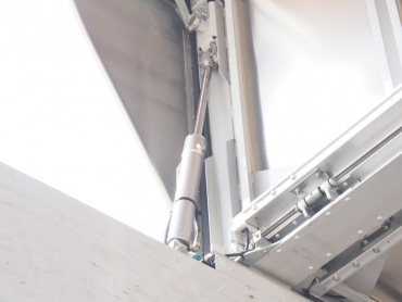 いすゞ ギガ ウイング車 大型 LKG-CYJ77A 年式 H23 [写真17]