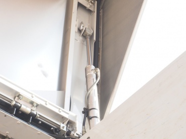 いすゞ フォワード ウイング車 中型 PDG-FRR34S2 年式 H22 [写真17]