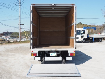 いすゞ エルフ バン車 小型 TKG-NPR85AN 年式 H26 [写真13]