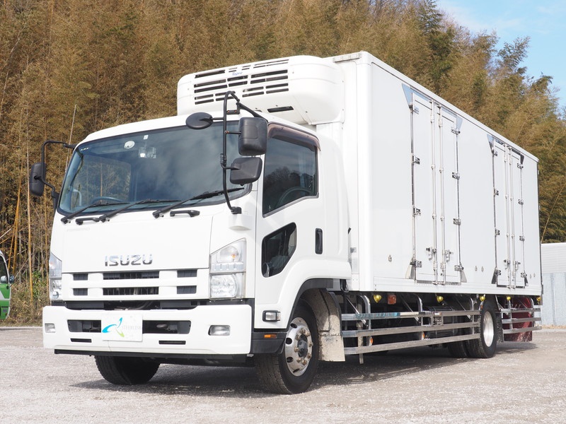いすゞ フォワード 冷凍バン 中増t LKG-FTR34T2 年式 H23[写真01]