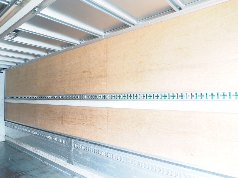 いすゞ フォワード ウイング車 中増t LKG-FTR90T2 年式 H23[写真34]