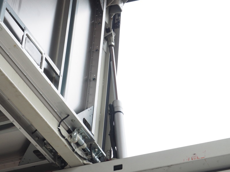 いすゞ フォワード ウイング車 中増t LKG-FTR90T2 年式 H23[写真25]