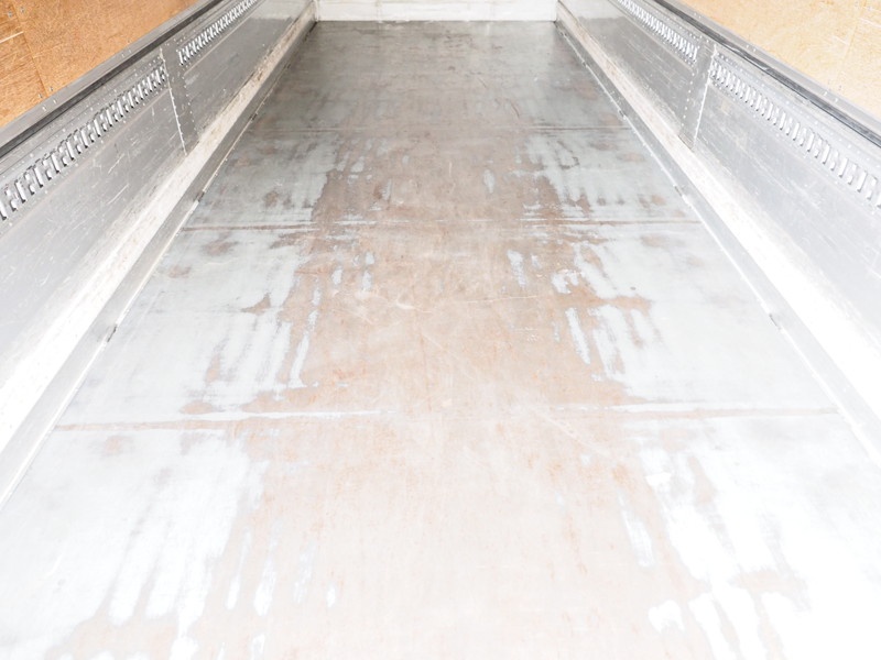 いすゞ フォワード ウイング車 中増t LKG-FTR90T2 年式 H23[写真33]