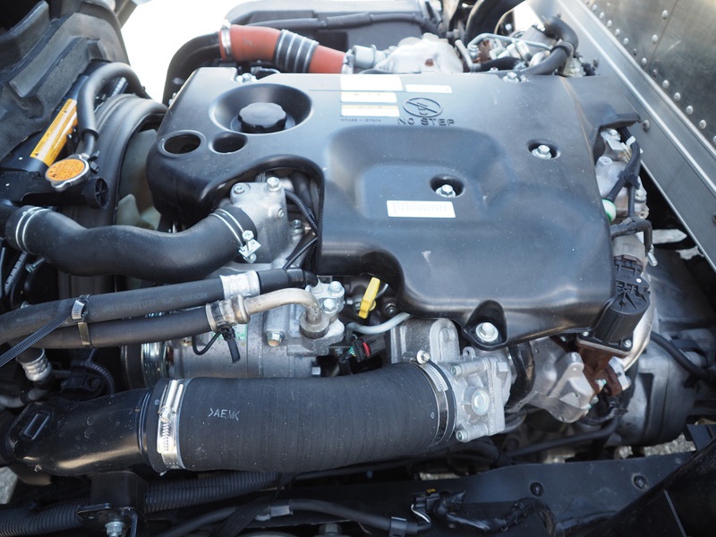 いすゞ エルフ バン車 小型 TRG-NPR85AN 年式 H28[写真30]