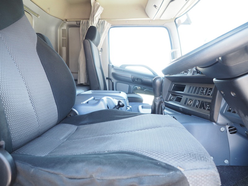 日野 グランドプロフィア ウイング車 大型 BDG-FW1EXYJ 年式 H19[写真32]