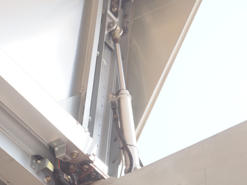 日野 レンジャー ウイング車 中増t ADG-FE7JLWG 年式 H17[写真18]