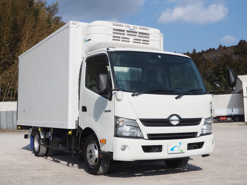 日野 デュトロ 冷凍バン 小型 TKG-XZU710M 年式 H29[写真04]