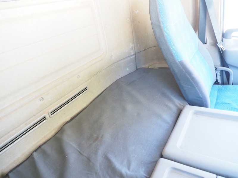 UDトラックス クオン ウイング車 大型 PKG-CG4ZA 年式 H21[写真35]