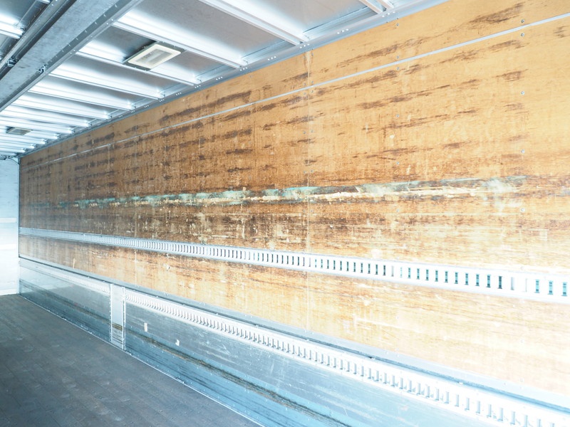 UDトラックス クオン ウイング車 大型 PKG-CG4ZA 年式 H21[写真28]