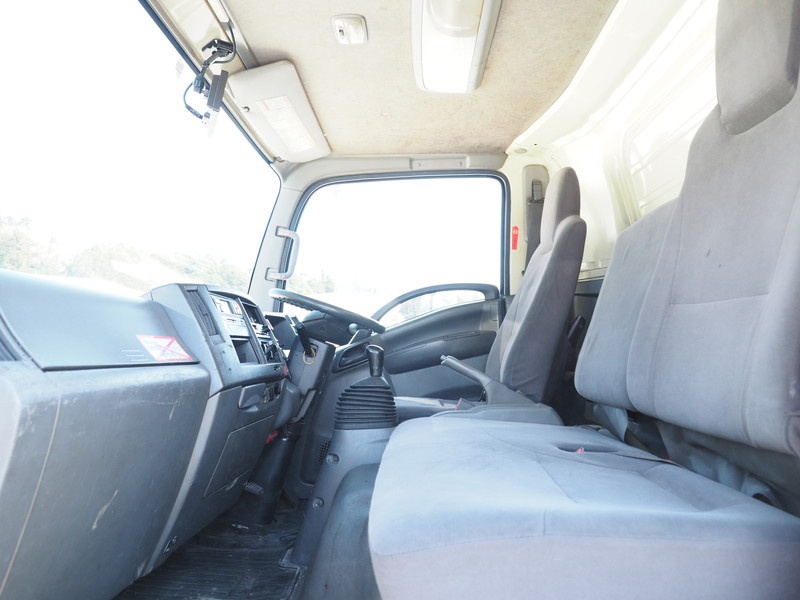 いすゞ エルフ 冷凍バン 小型 TKG-NPR85AN 年式 H25[写真27]