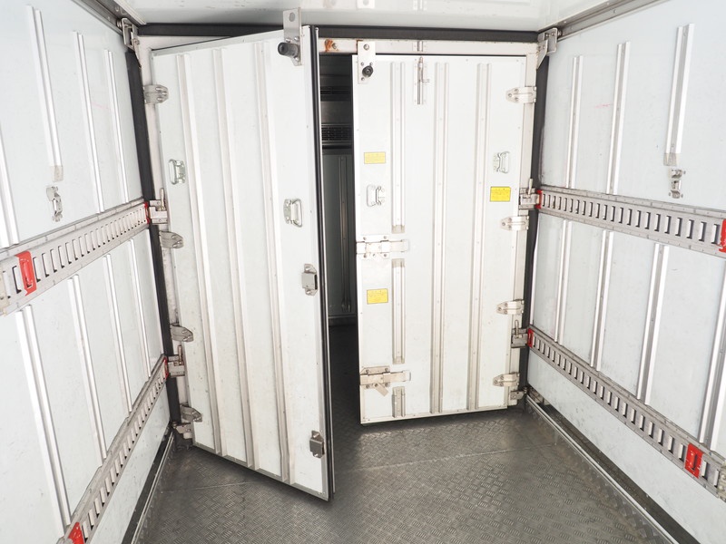 いすゞ エルフ 冷凍バン 小型 TKG-NPR85AN 年式 H25[写真20]