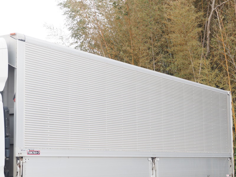 UDトラックス クオン ウイング車 大型 PKG-CG4ZA 年式 H21[写真18]