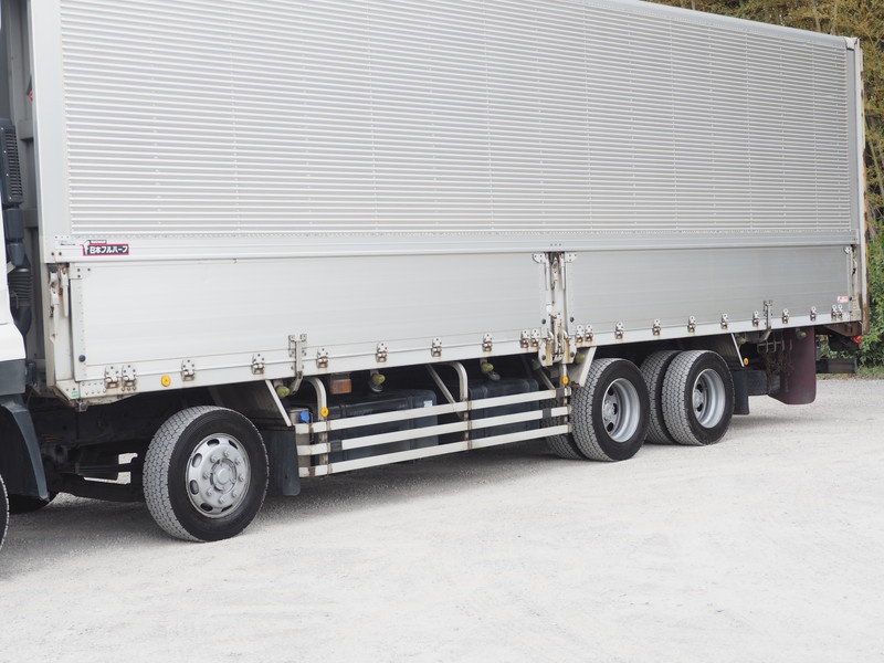 UDトラックス クオン ウイング車 大型 PKG-CG4ZA 年式 H21[写真19]