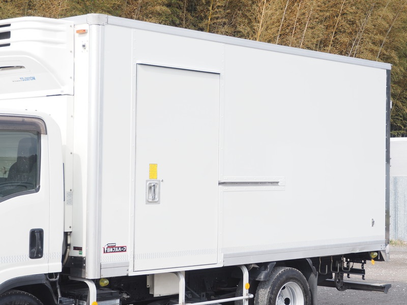 いすゞ エルフ 冷凍バン 小型 TKG-NPR85AN 年式 H25[写真11]