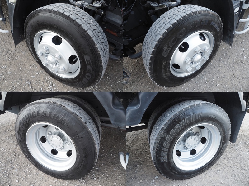 いすゞ エルフ 冷凍バン 小型 TKG-NPR85AN 年式 H25[写真32]