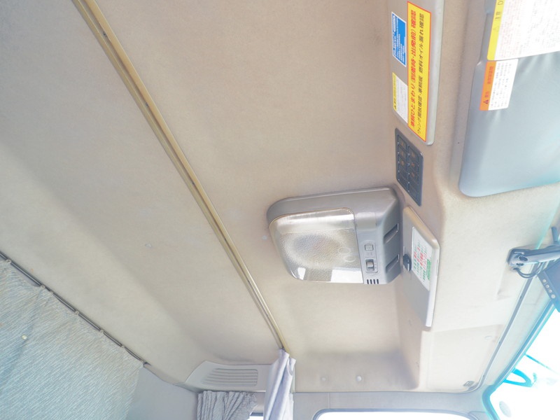 いすゞ ギガ ウイング車 大型 PDG-CYJ77W8 年式 H20[写真35]