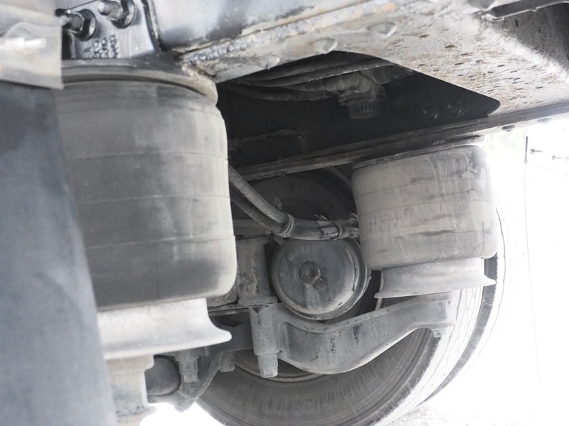 いすゞ ギガ ウイング車 大型 PDG-CYJ77W8 年式 H20[写真43]