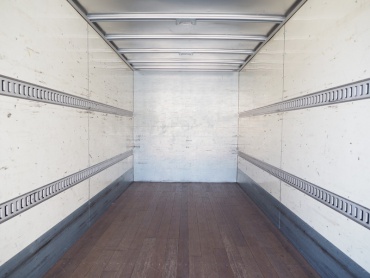 いすゞ エルフ バン車 小型 TRG-NPR85AN 年式 H28 [写真13]