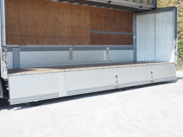 日野 グランドプロフィア ウイング車 大型 BDG-FW1EXYJ 年式 H19 [写真23]