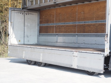 日野 グランドプロフィア ウイング車 大型 KS-FW1EXWG 年式 H17 [写真12]