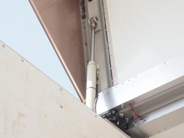 日野 グランドプロフィア ウイング車 大型 QPG-FW1EXEJ 年式 H26 [写真24]