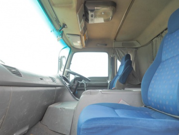 いすゞ ギガ ウイング車 大型 PDG-CYJ77W8 年式 H20 [写真37]