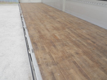 いすゞ ギガ ウイング車 大型 PDG-CYJ77W8 年式 H20 [写真13]