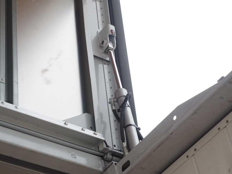 いすゞ フォワード ウイング車 中型 PDG-FRR34S2 年式 H22[写真25]