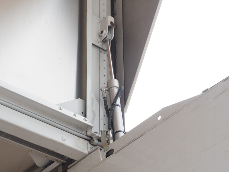 いすゞ フォワード ウイング車 中型 PDG-FRR34S2 年式 H22[写真13]