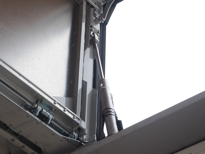 いすゞ ギガ ウイング車 大型 LKG-CYJ77A 年式 H24[写真24]