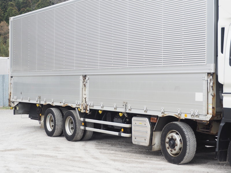 いすゞ ギガ ウイング車 大型 LKG-CYJ77A 年式 H24[写真10]