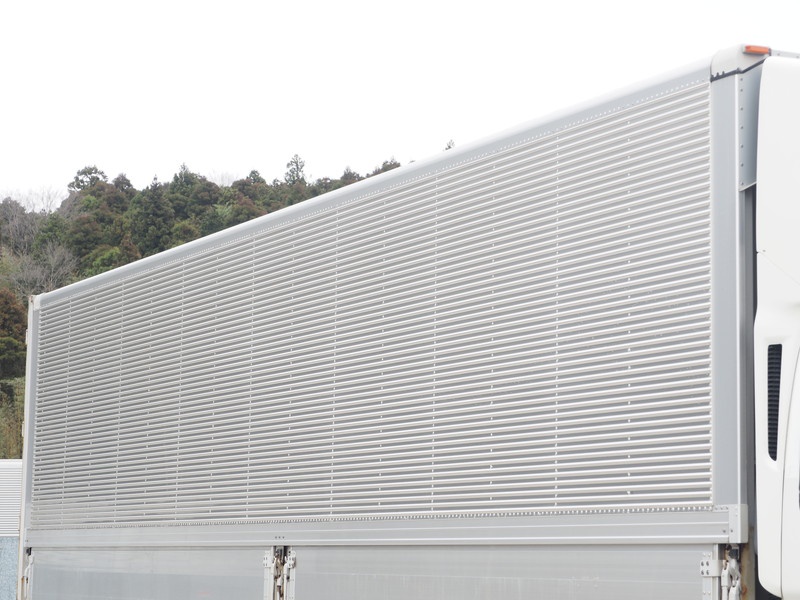 いすゞ ギガ ウイング車 大型 LKG-CYJ77A 年式 H24[写真09]