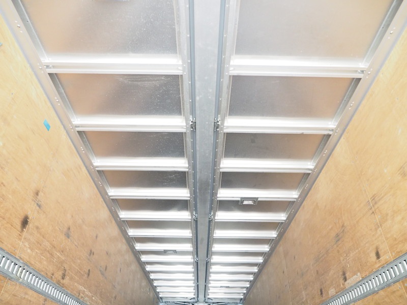 いすゞ ギガ ウイング車 大型 LKG-CYJ77A 年式 H24[写真28]