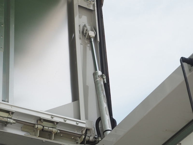 いすゞ フォワード ウイング車 中型 PDG-FRR34T2 年式 H20[写真25]