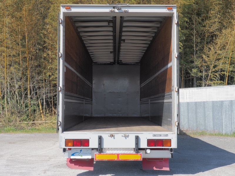 いすゞ ギガ ウイング車 大型 PDG-CYJ77W8 年式 H20[写真26]